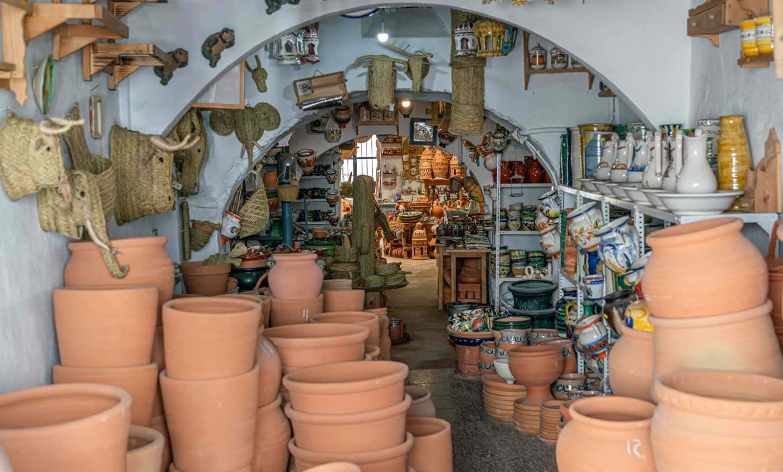 Nijar Pottery