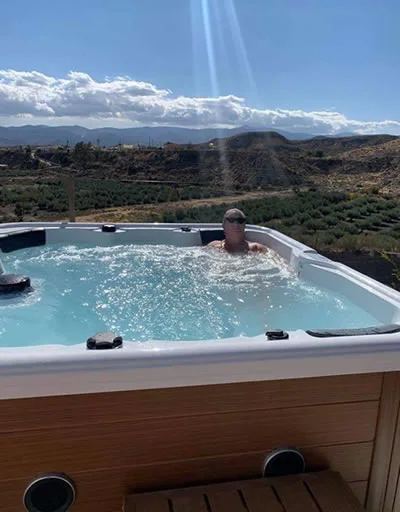 Jane in the Casa Torreta Blanca jacuzzi