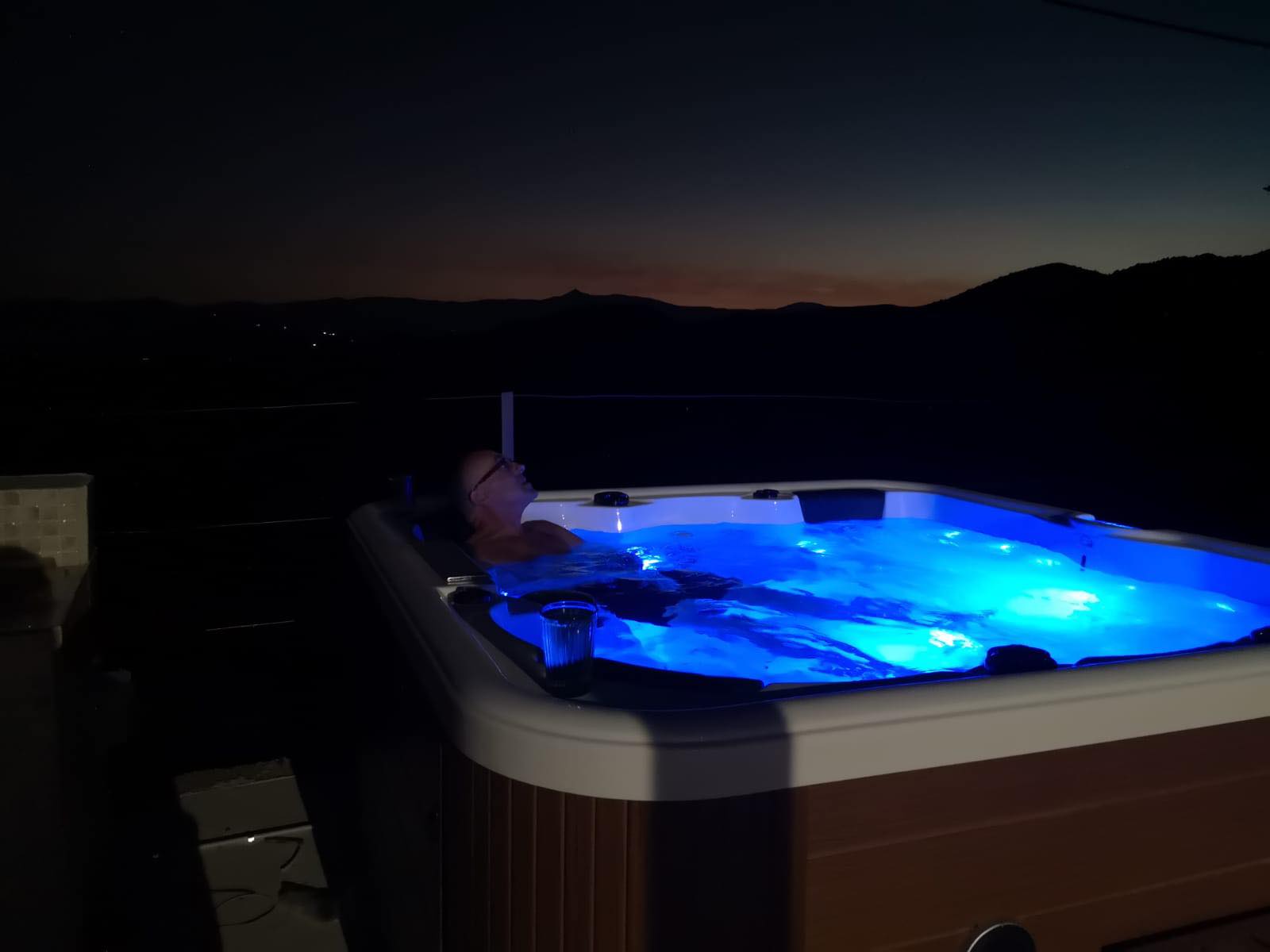 Sunset Spa Experience - jacuzzi